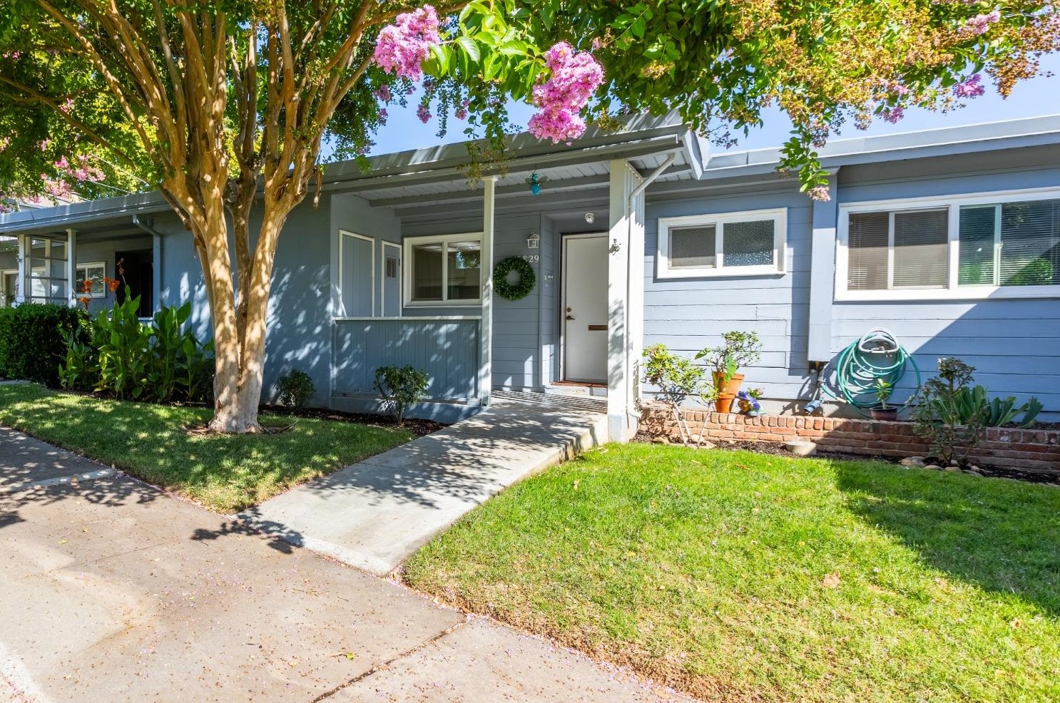 2829 Santa Paula Ct, Sacramento, CA 95821-6007