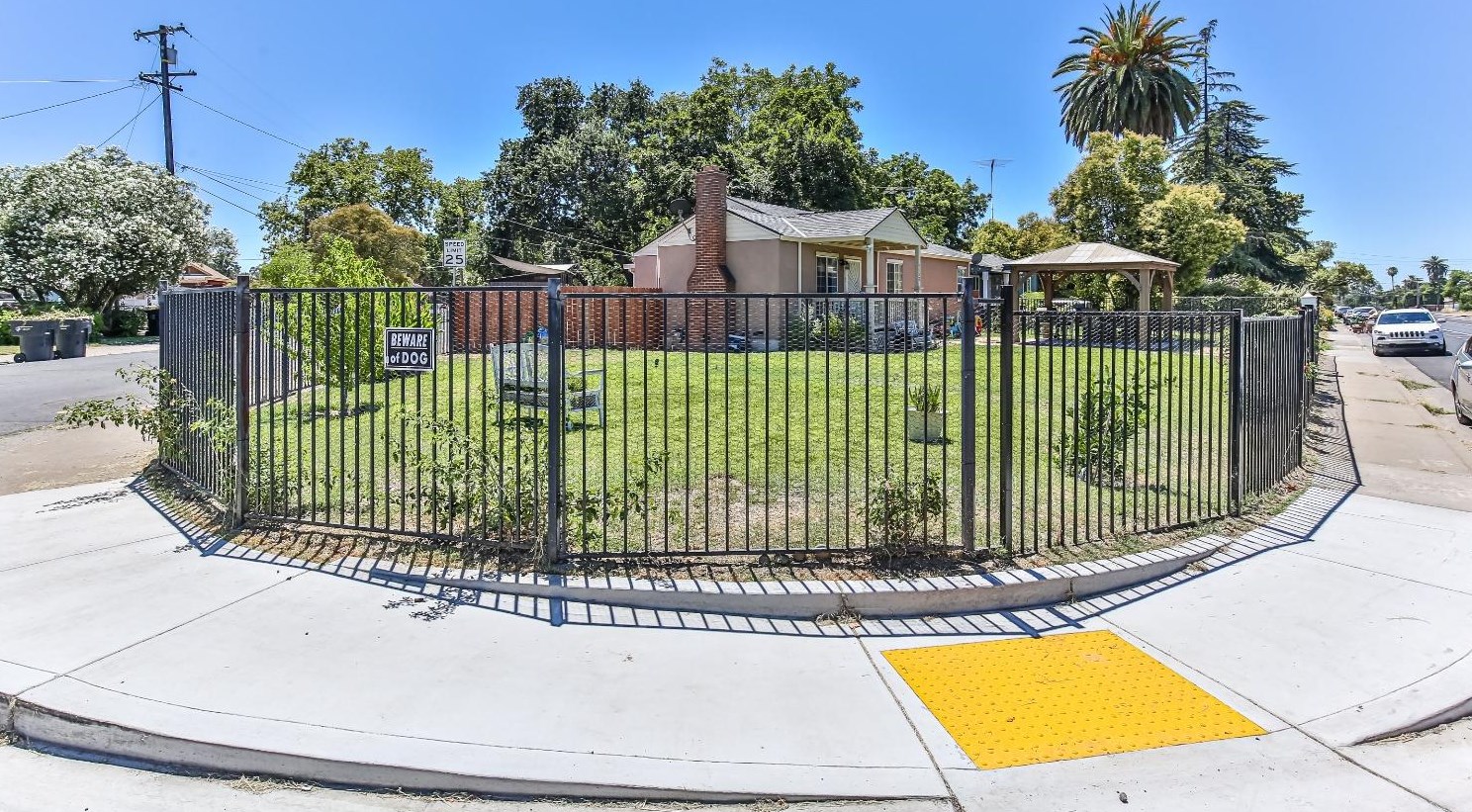 3162 Del Paso Blvd, Sacramento, CA 95815-1427