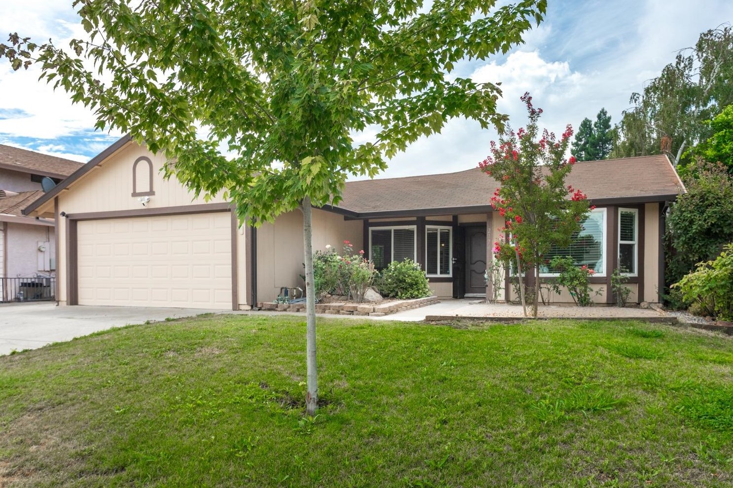 2170 Borona Way, Sacramento, CA 95833-1462