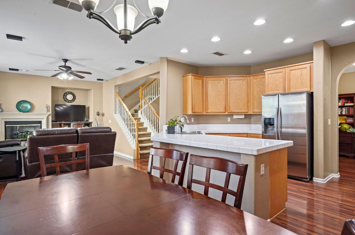 461 Natalino Cir, Sacramento, CA 95835-1771