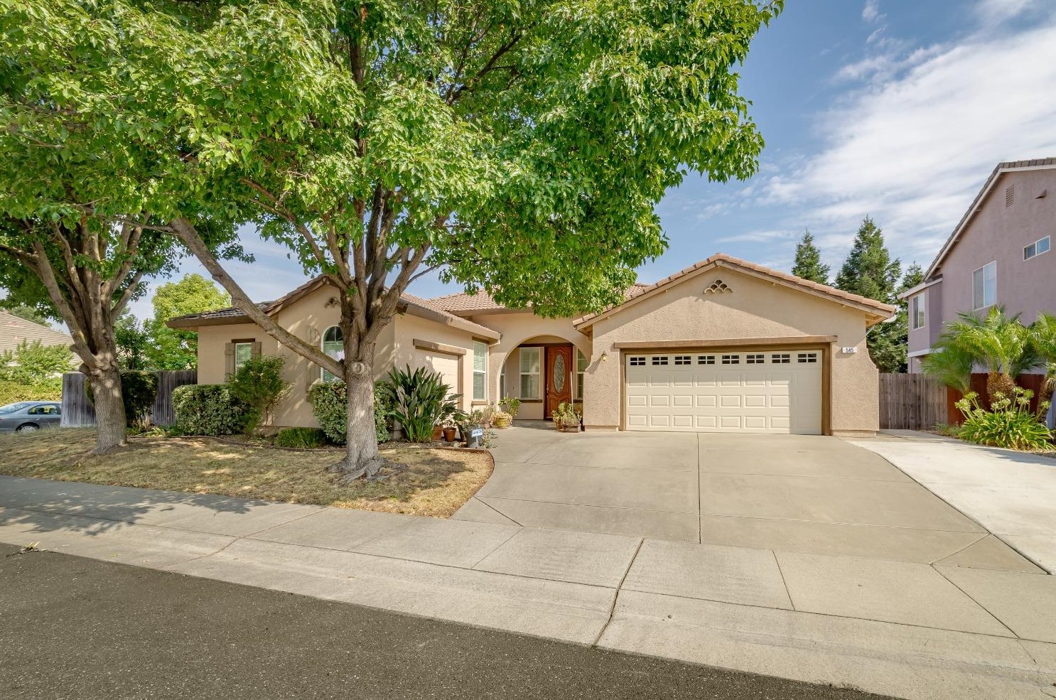 545 Allaire Cir, Sacramento, CA