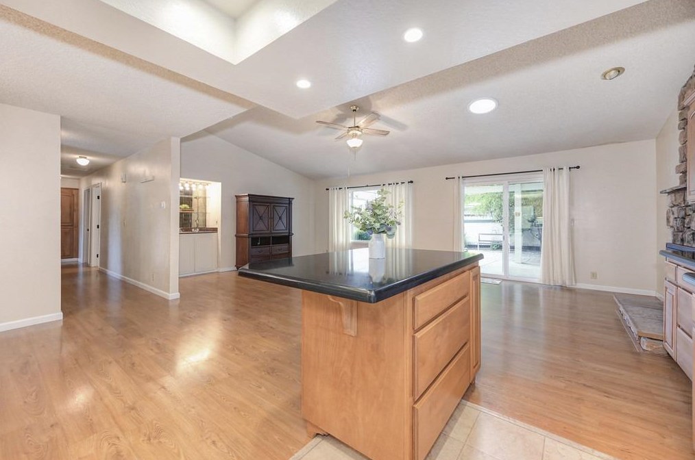 4105 Paige Ct, Rocklin CA  95677-3109 exterior