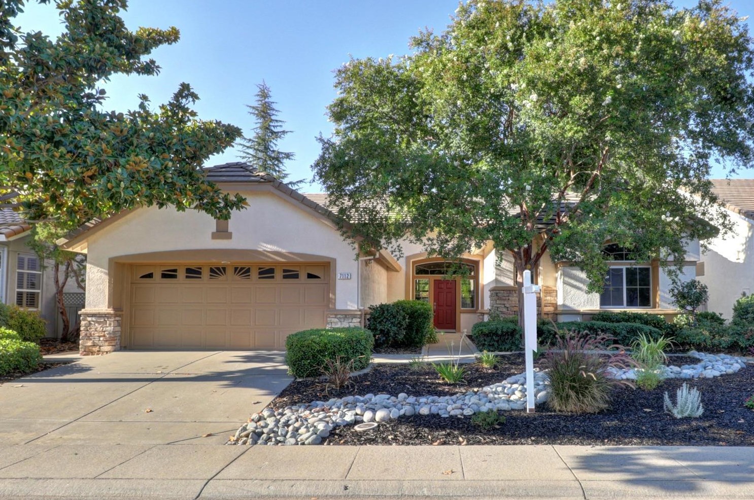 7112 Timberrose Way, Roseville CA 95747-8130 exterior