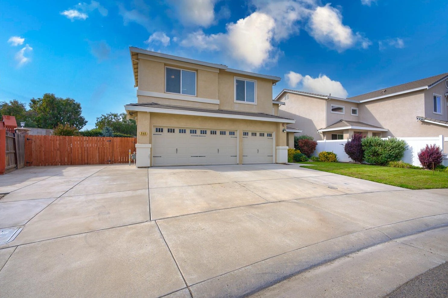 946 Fermoy Way, Galt, CA 95632
