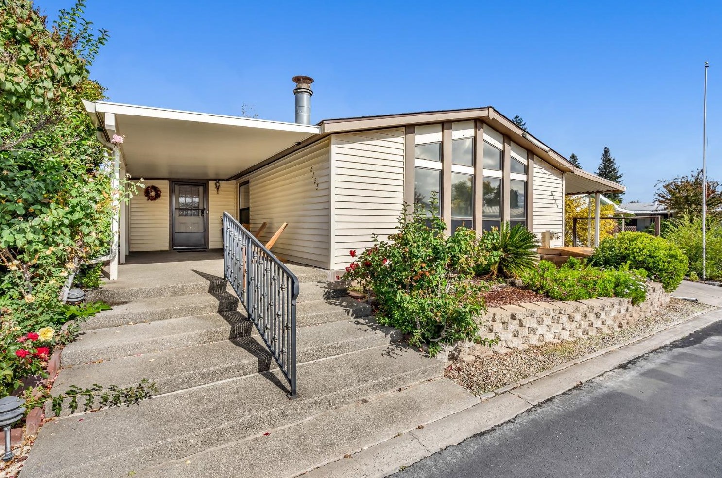 6125 Mame Ct, Citrus Heights, CA 95621