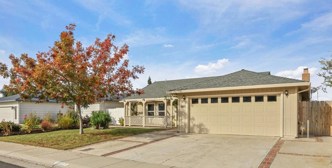 1427 Iris Dr, Lodi, CA 95242