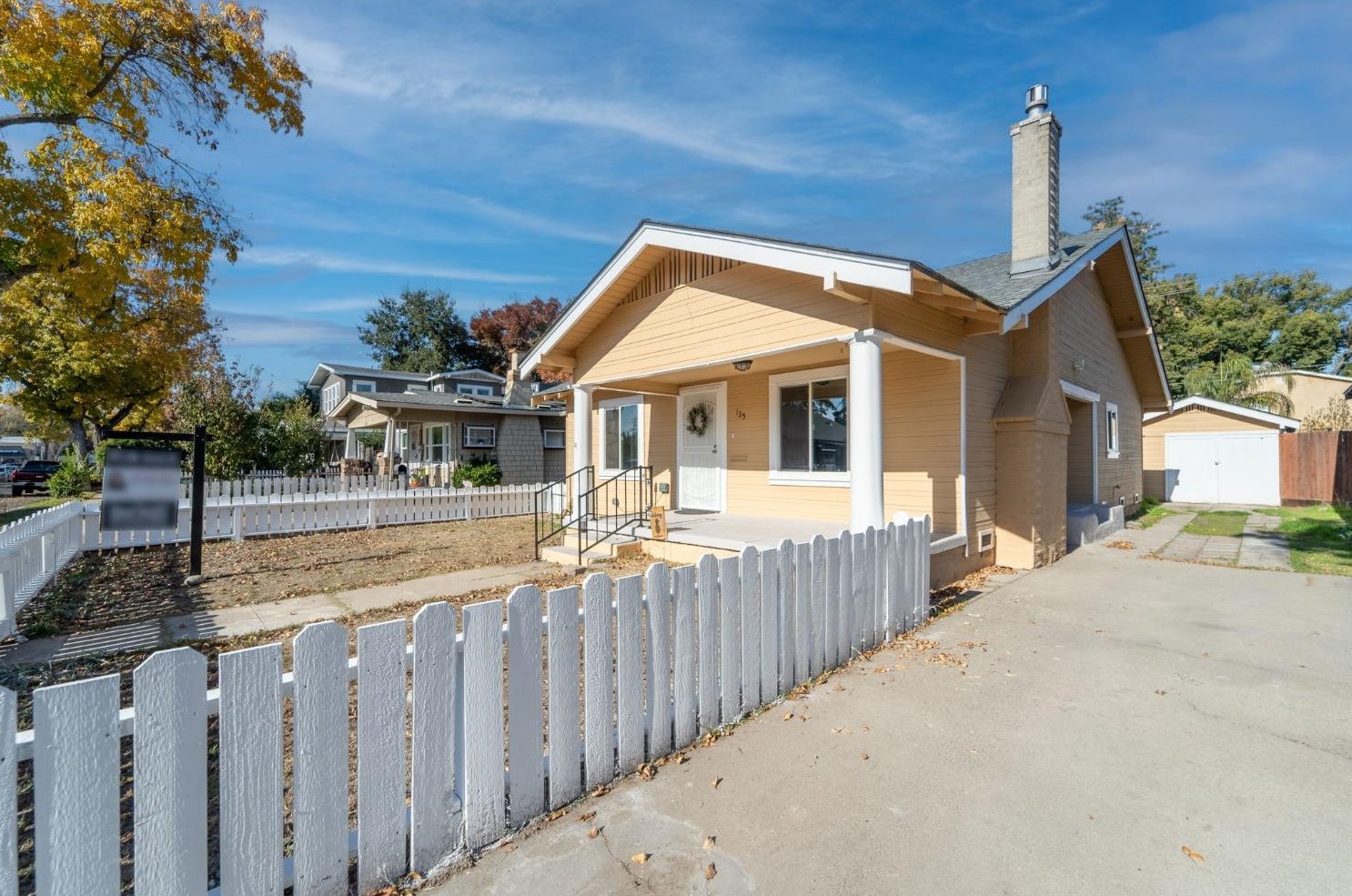 135 Almond Ave, Modesto, CA 95354