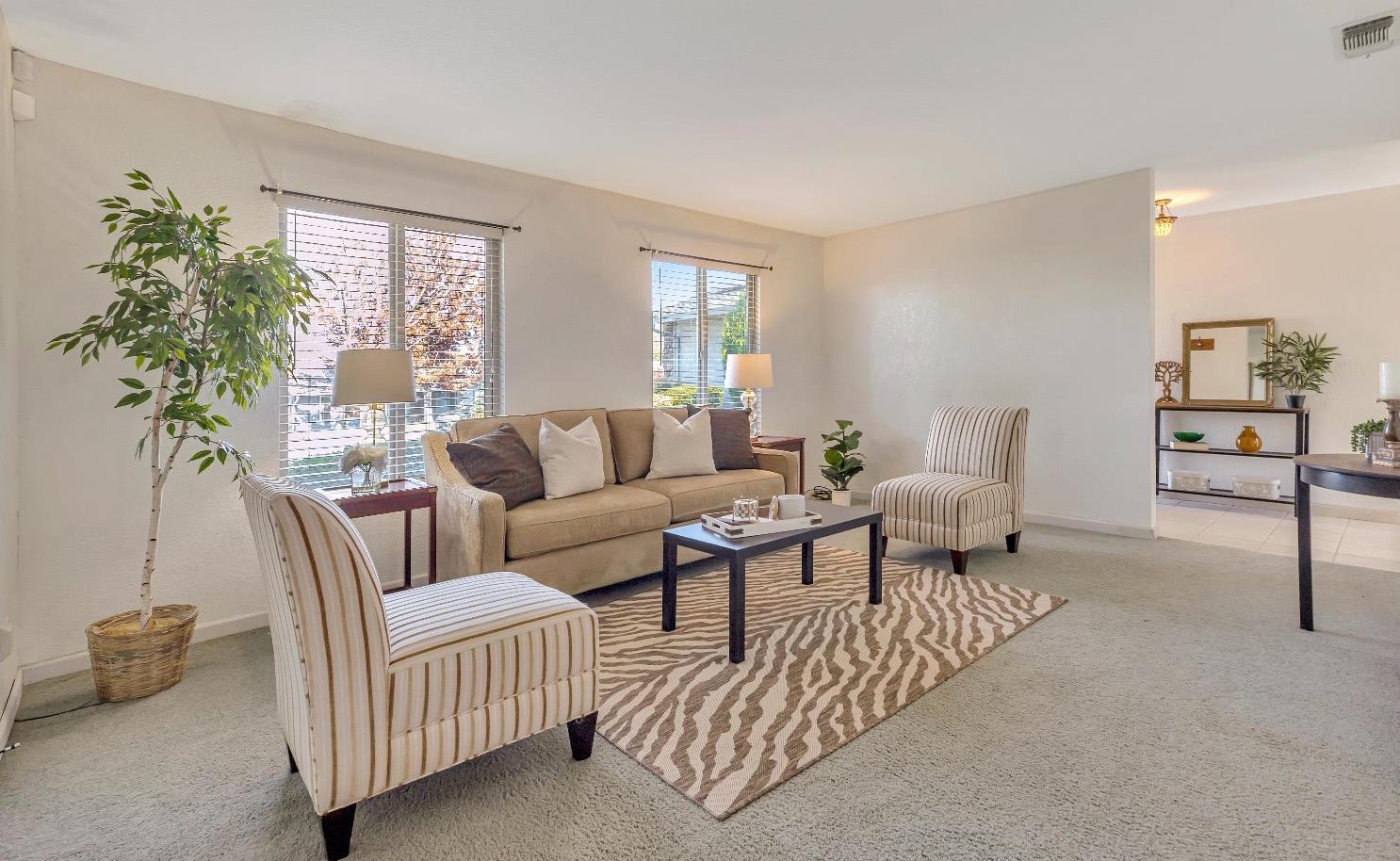 6920 Amberwick Way, Citrus Heights, CA 95621-6425