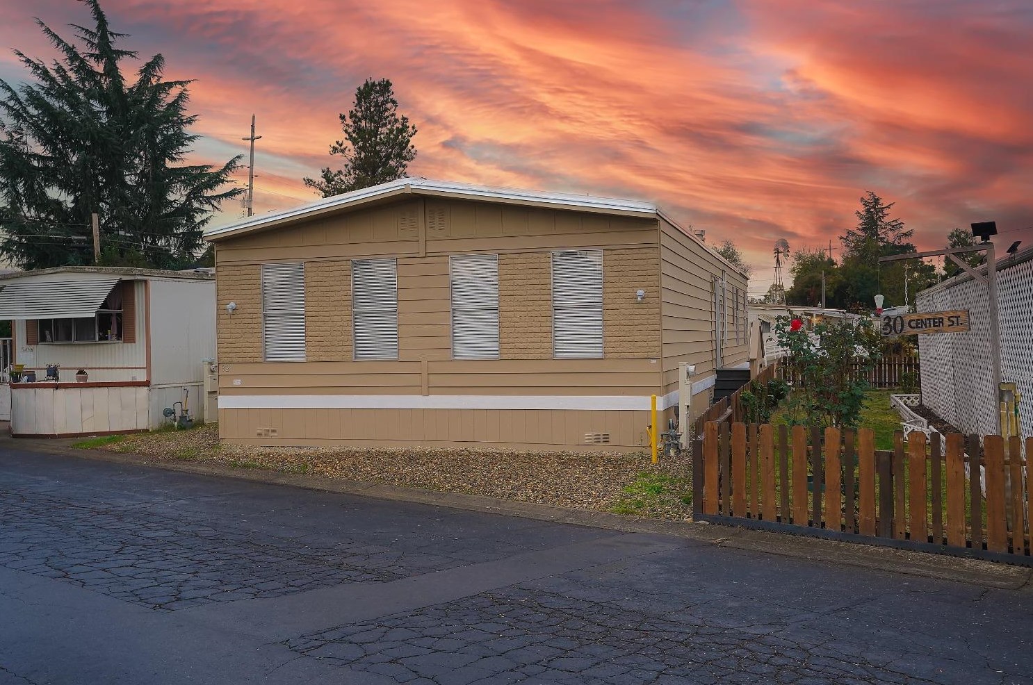 5835 Cherokee Rd #32, Stockton, CA 95215