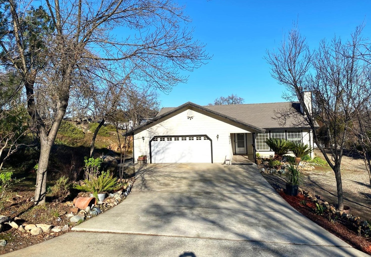 6022 Thornicroft Dr, Valley Springs, CA 95252