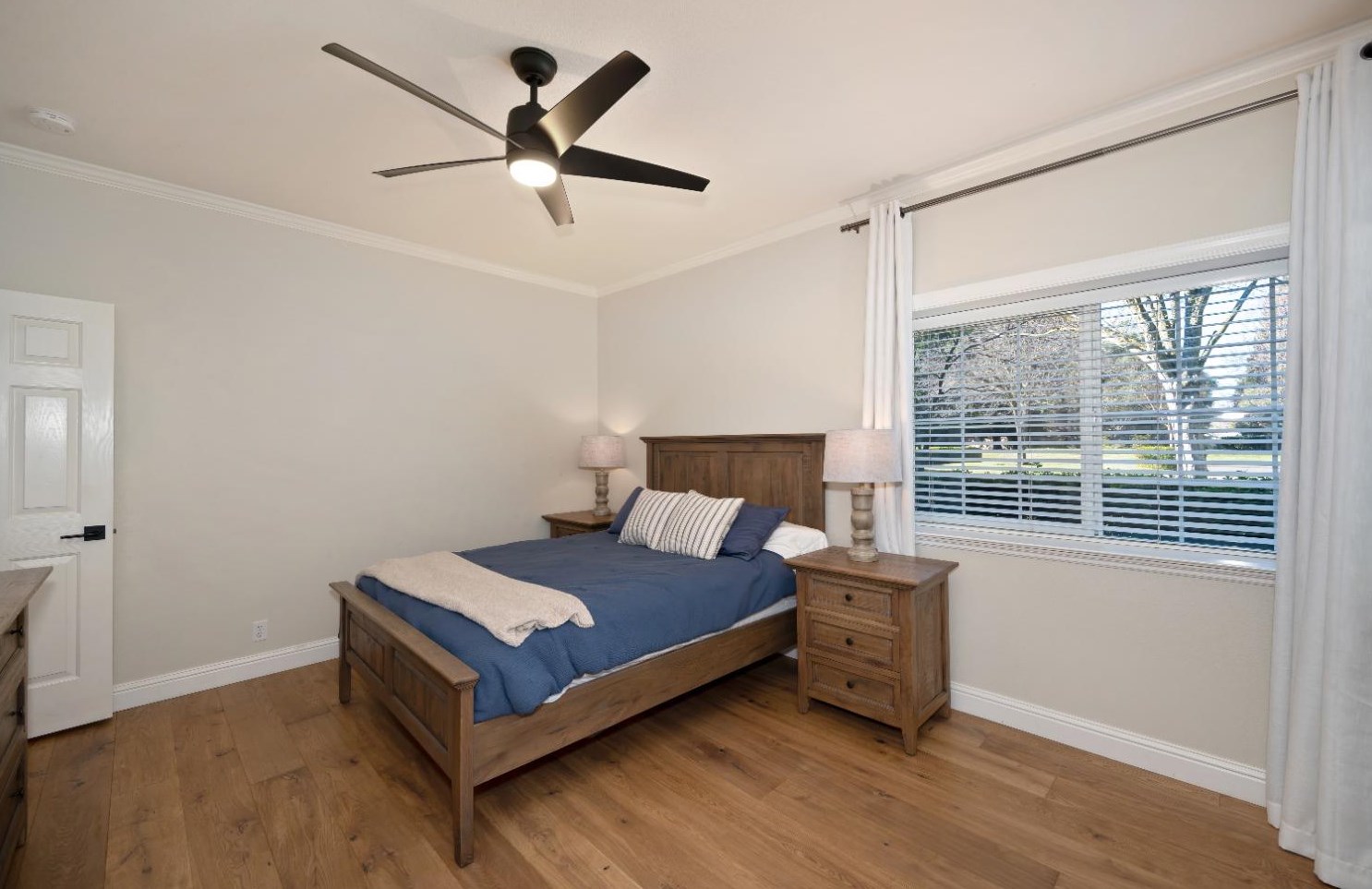 5750 Lions Cross Cir, Roseville CA 95746-9026 exterior