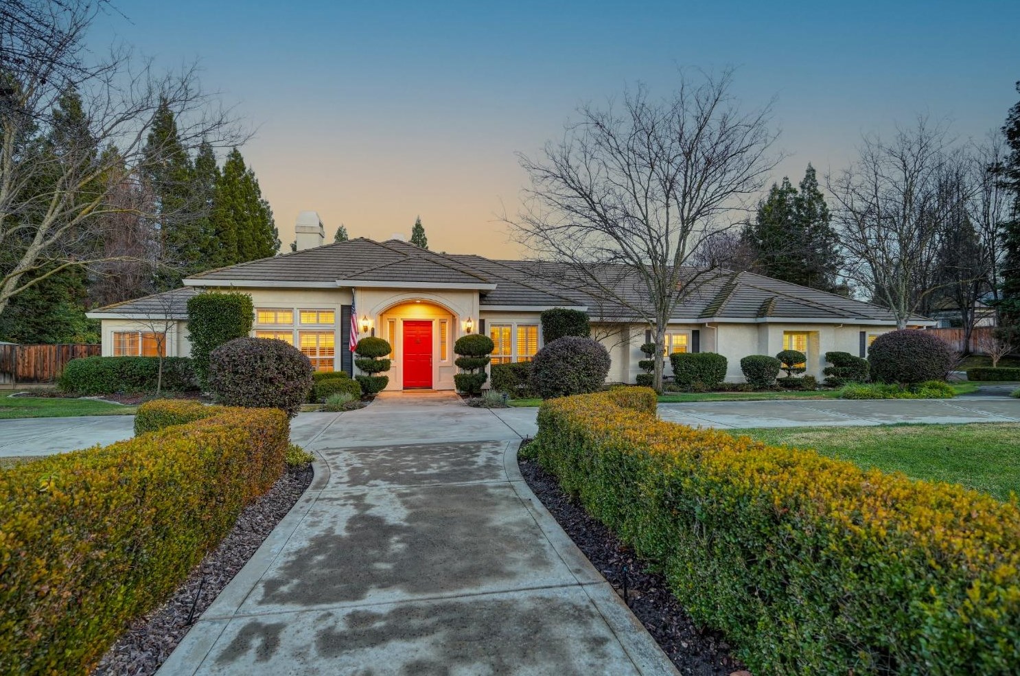 5750 Lions Cross Cir, Roseville CA 95746-9026 exterior