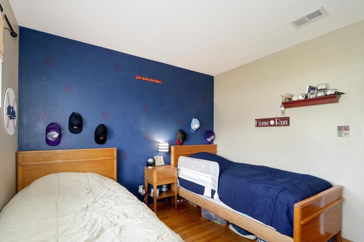 1324 Alder Pl, Davis CA  95618-1439 exterior