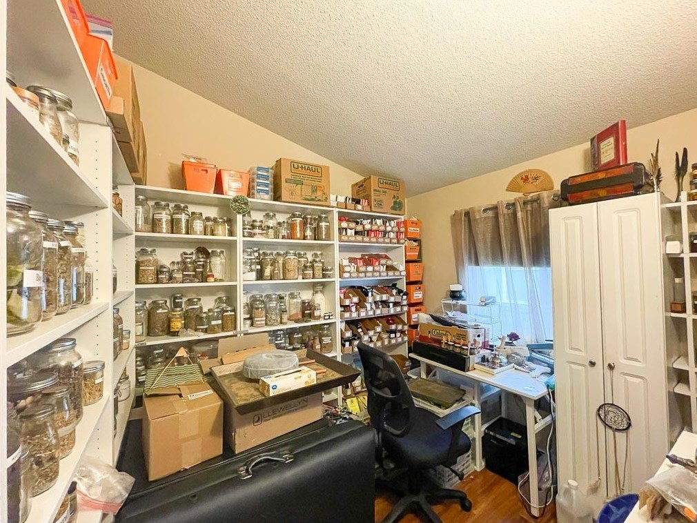 6054 Declaration Cir, Citrus Heights CA  95621-4745 exterior