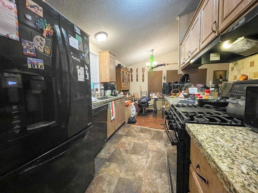 6054 Declaration Cir, Citrus Heights CA  95621-4745 exterior