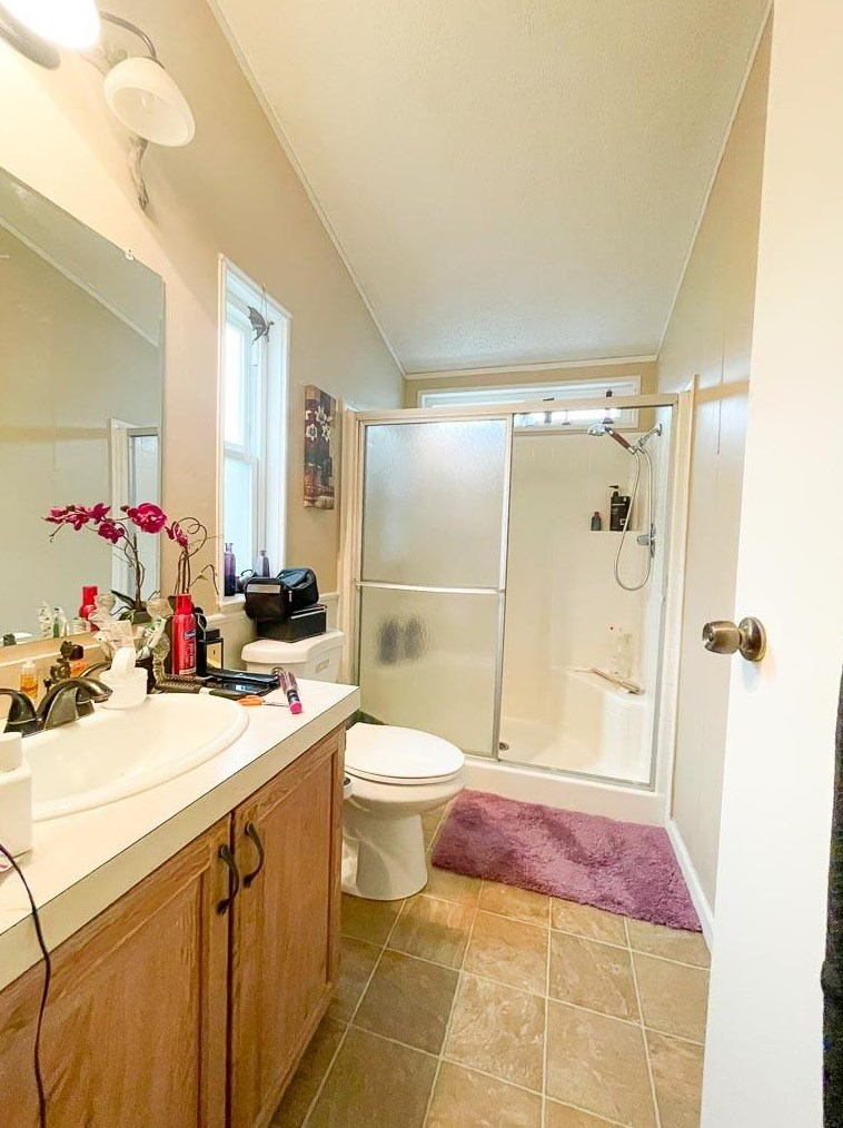 6054 Declaration Cir, Citrus Heights CA  95621-4745 exterior