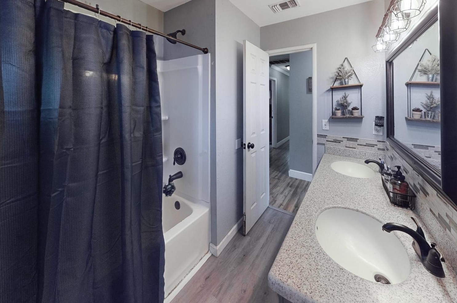 1360 Buchanan Rd, Yuba City CA  95993-6407 exterior