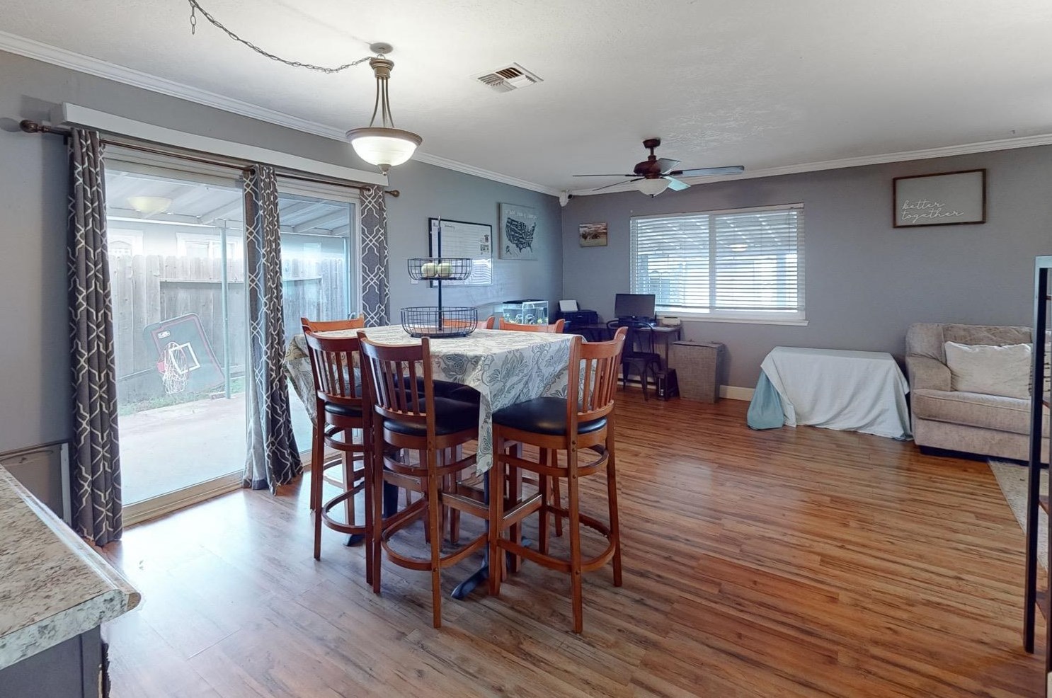 1360 Buchanan Rd, Yuba City CA  95993-6407 exterior