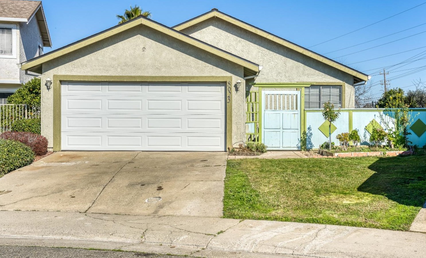 8025 Chriswoods Ct, Sacramento, CA 95828-4893