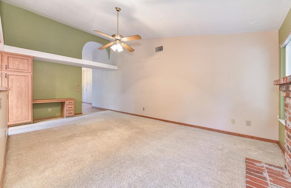 1541 Colonial Pkwy, Roseville CA  95661-7323 exterior