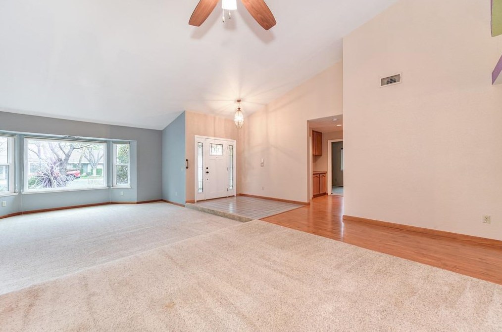 1541 Colonial Pkwy, Roseville CA  95661-7323 exterior