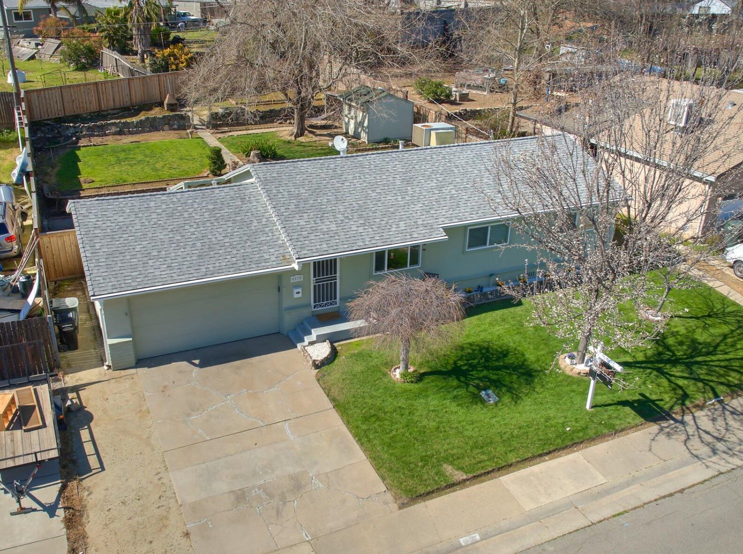 6635 Carrwood St, Citrus Heights CA  95662-3311 exterior