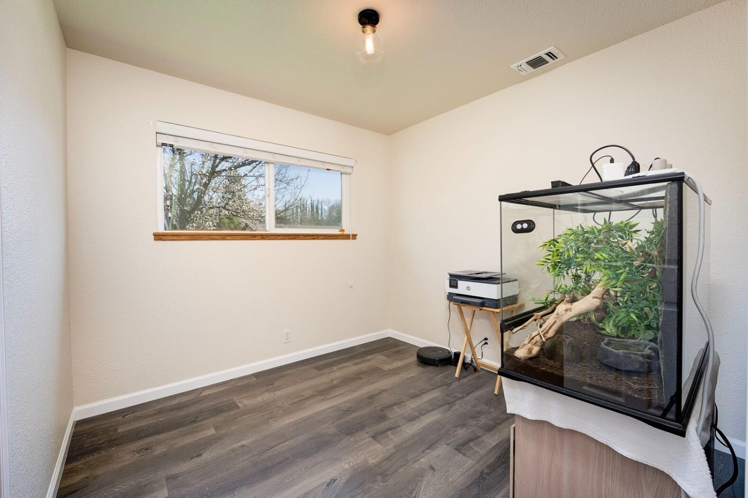 6635 Carrwood St, Citrus Heights CA  95662-3311 exterior