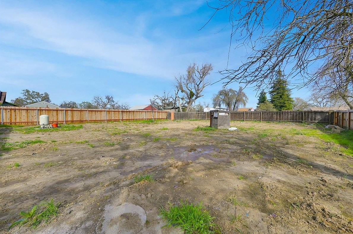 7341 Doc Adams Rd, Arboga CA  95901-3141 exterior