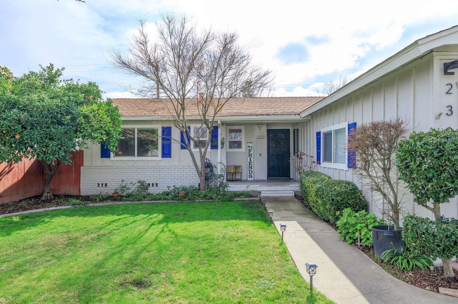 2300 Tokay Ave, Turlock CA  95380-4351 exterior