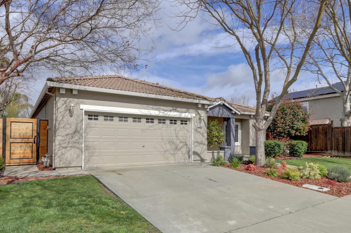 2014 Bearden St, Davis, CA 95618-7649