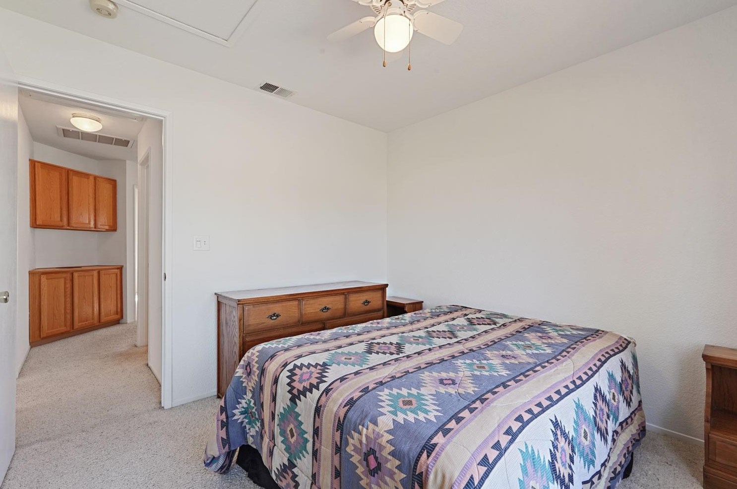 7011 Prestwick Dr, Riverbank CA  95367-3320 exterior