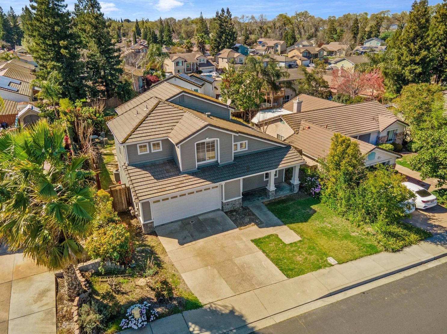 7011 Prestwick Dr, Riverbank CA  95367-3320 exterior