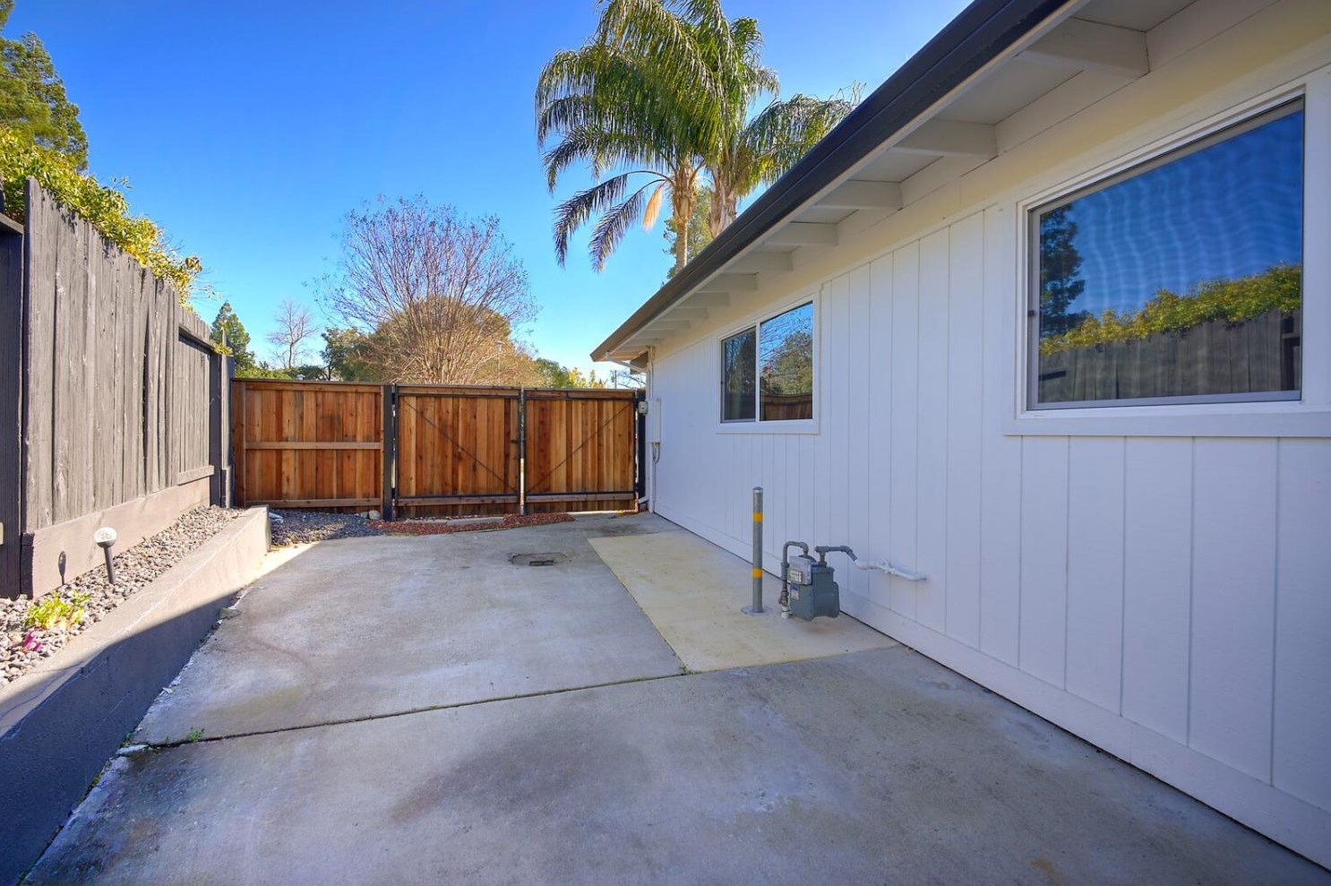 7728 Eastgate Ave, Citrus Heights CA  95610-7557 exterior