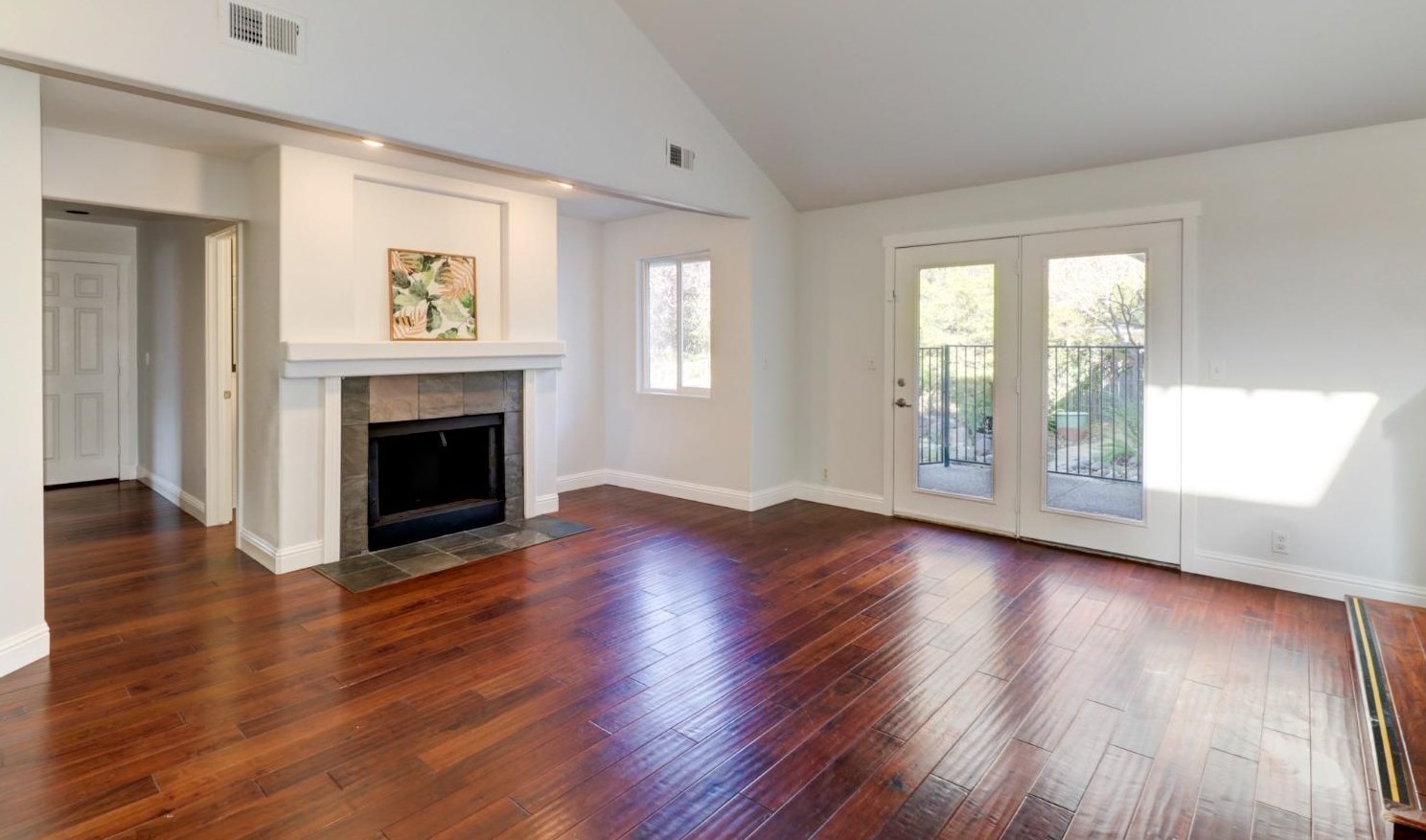 8677 Elm Ave, Citrus Heights CA  95662-2613 exterior