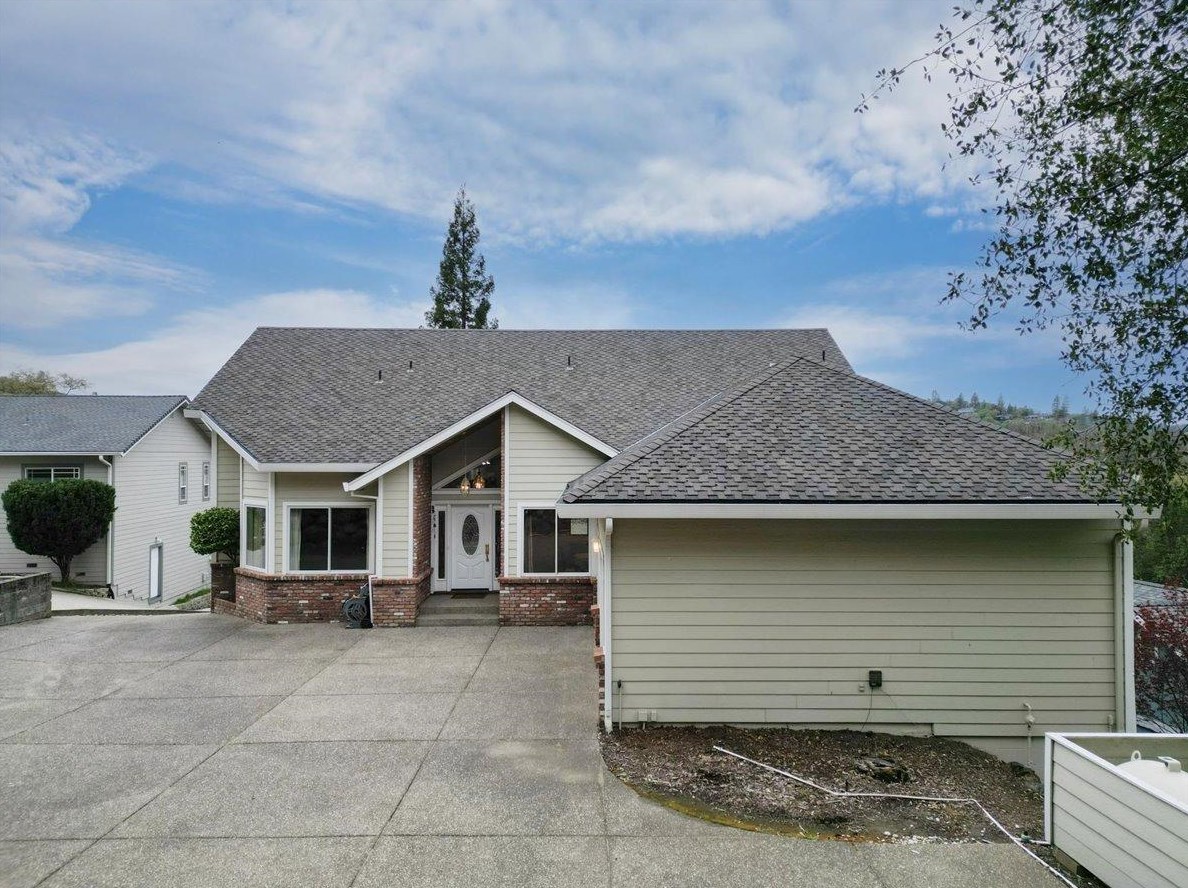 13687 Lake Wildwood Dr, Lake Wildwood, CA 95946