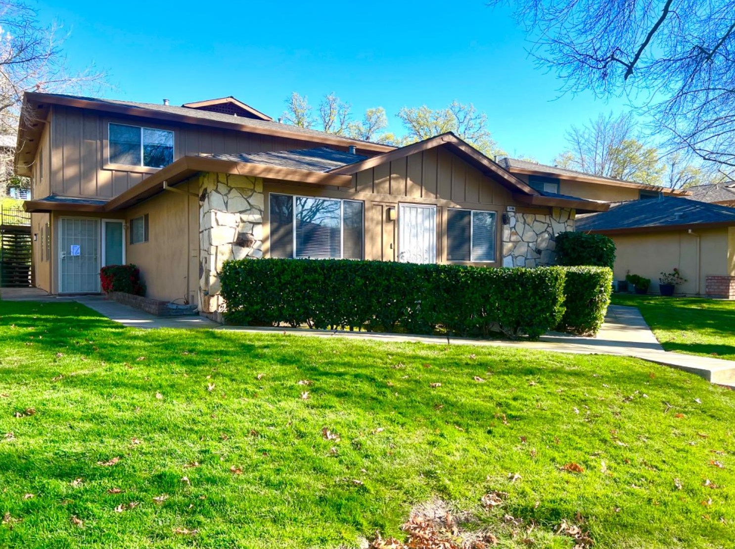 5086 Rhode Island Dr, Sacramento, CA 95841-3945