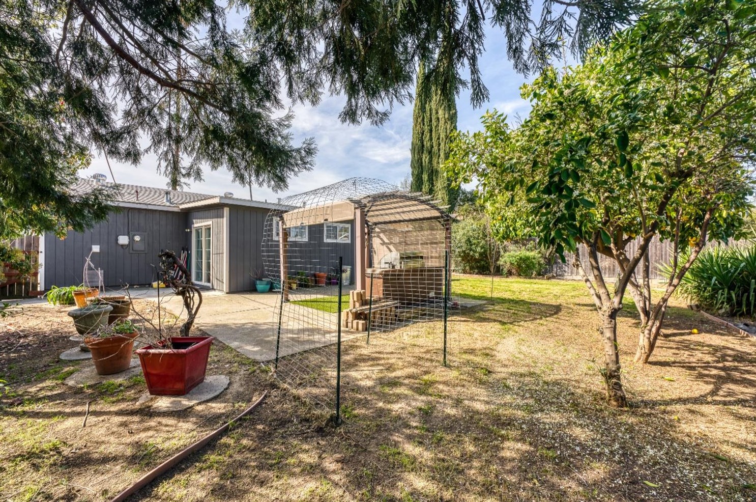 6826 Brookhaven Way, Citrus Heights CA  95621-6306 exterior