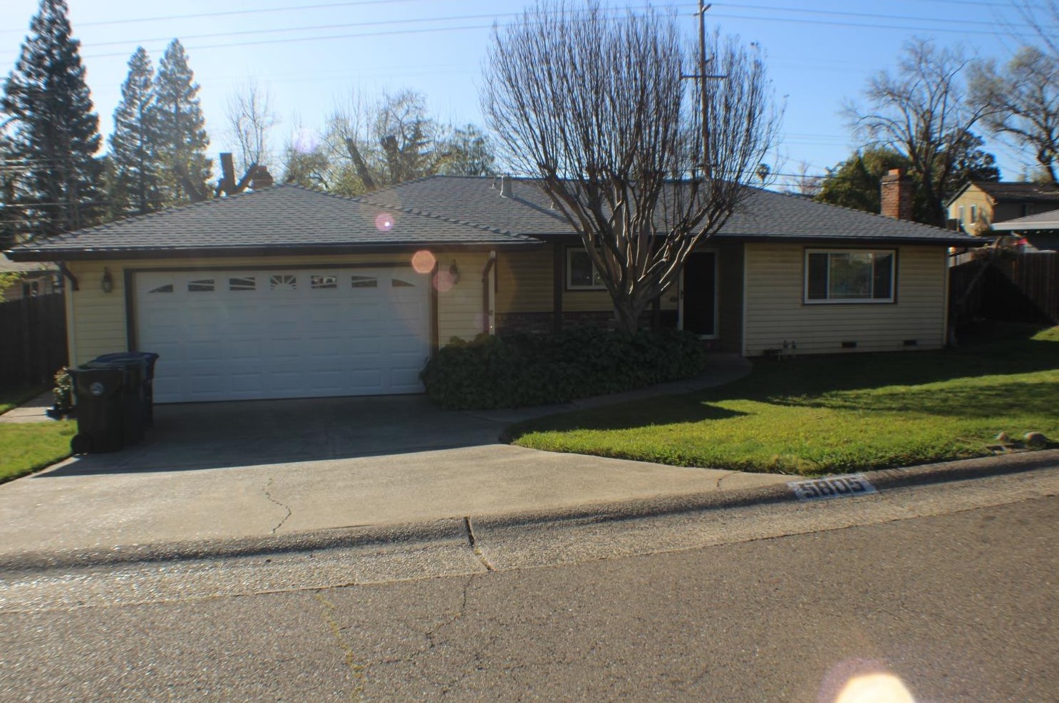 5805 Southgrove Dr, Citrus Heights, CA 95610-6530