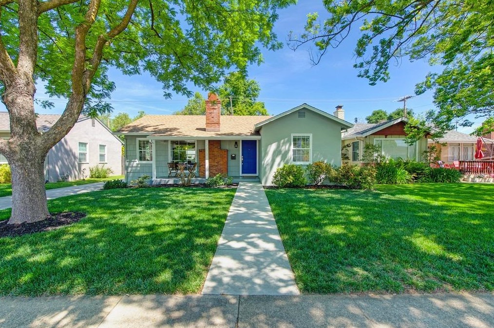 2273 8th Ave, Sacramento, CA 95818-4316