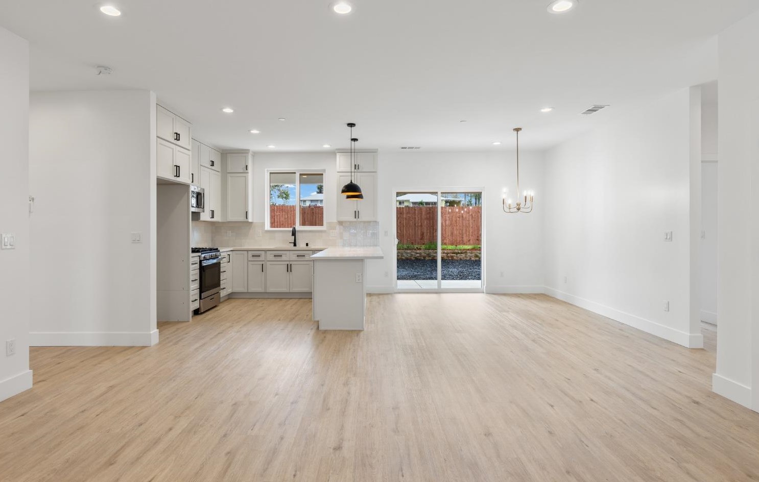 6664 Dolores Dr, Paradise, CA 95969