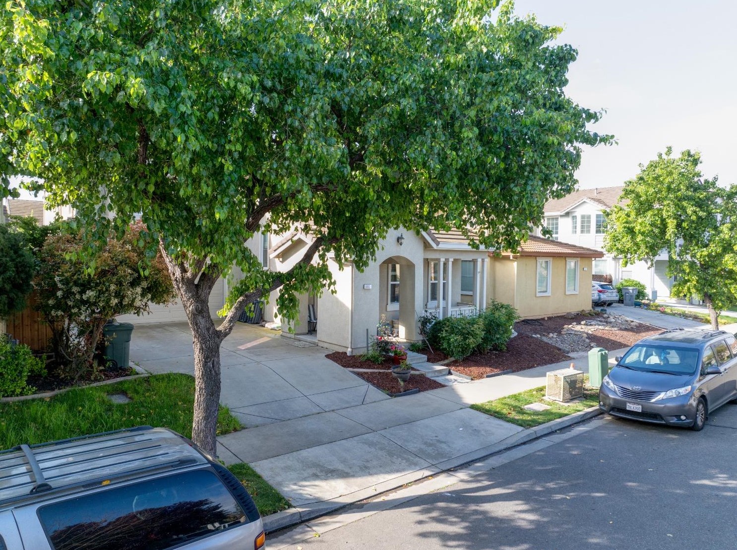 519 Stetson Dr, Valley Home, CA 95361-8689