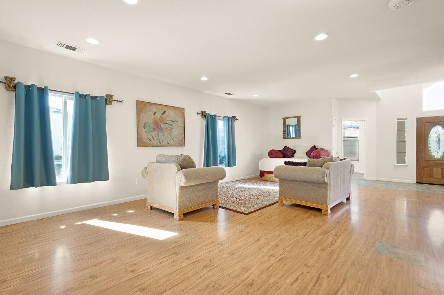 1858 Michelle Dr, Yuba City CA  95993-7170 exterior