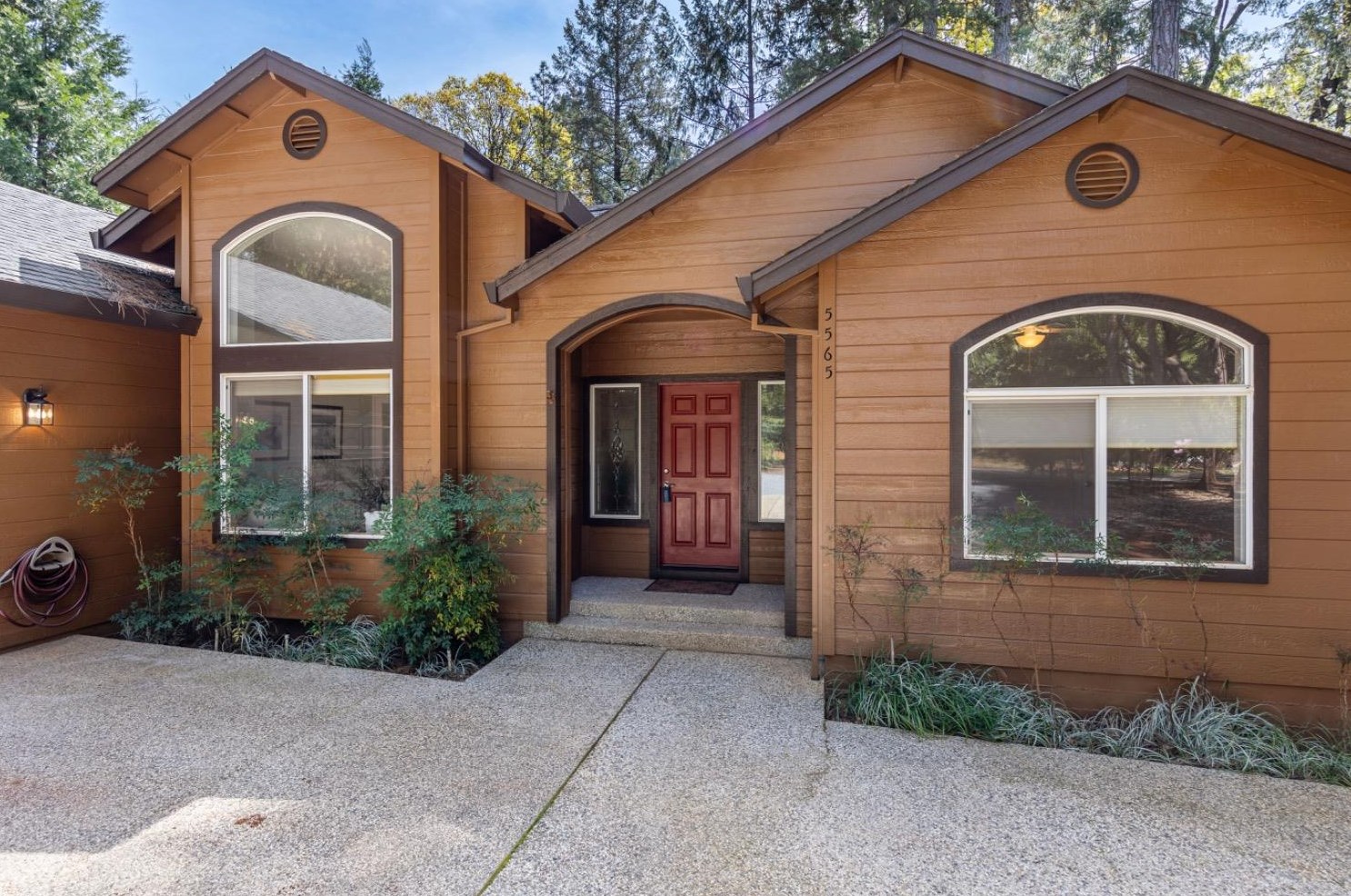 5565 Happy Pines Dr, Michigan Bluff, CA 95631