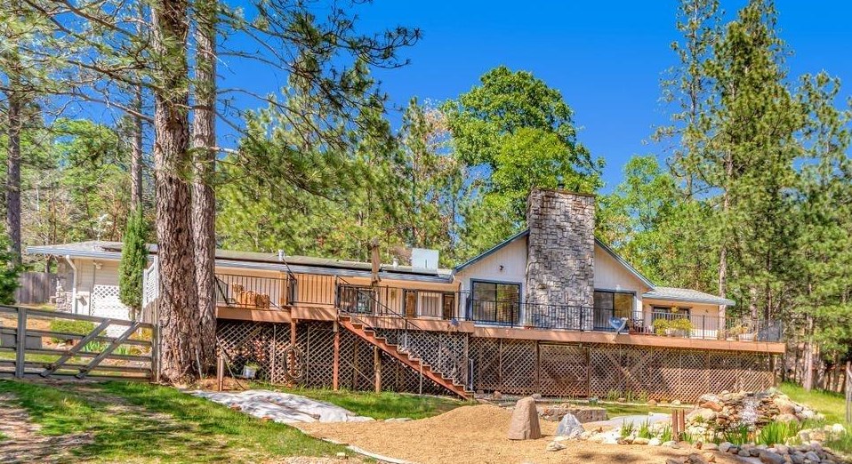 6215 Happy Pines Dr, Michigan Bluff, CA 95631