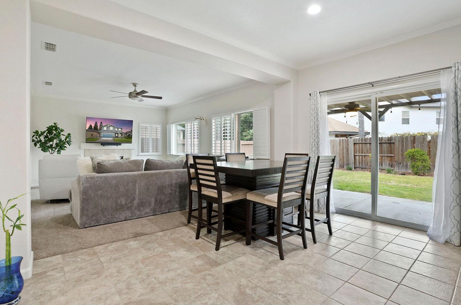 2325 Victory Ln, Turlock CA  95380-8423 exterior