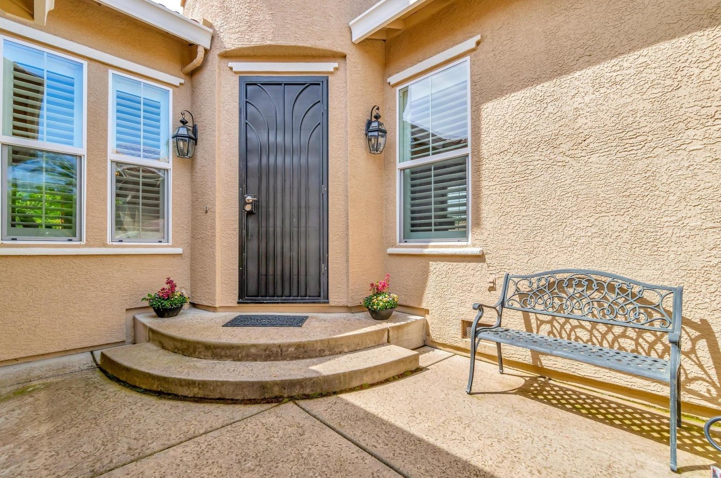 2104 Petruchio Way, Roseville, CA 95661