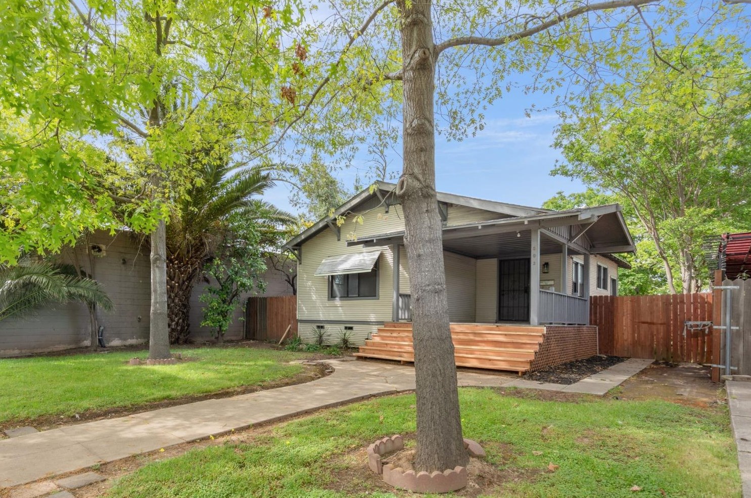 503 El Camino Ave, Sacramento, CA 95833-2202