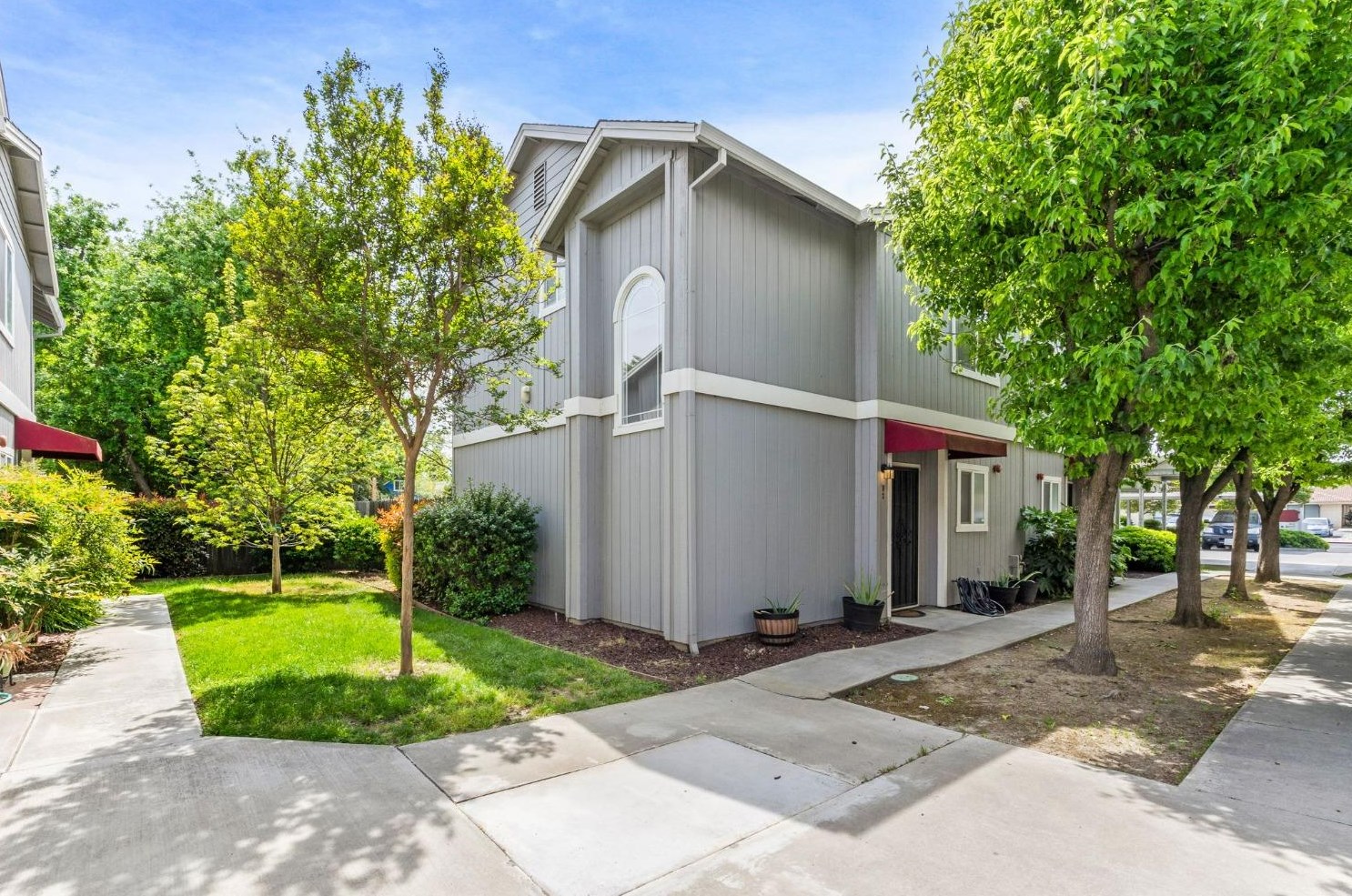 513 Cottonwood St #b2, Woodland, CA 95695