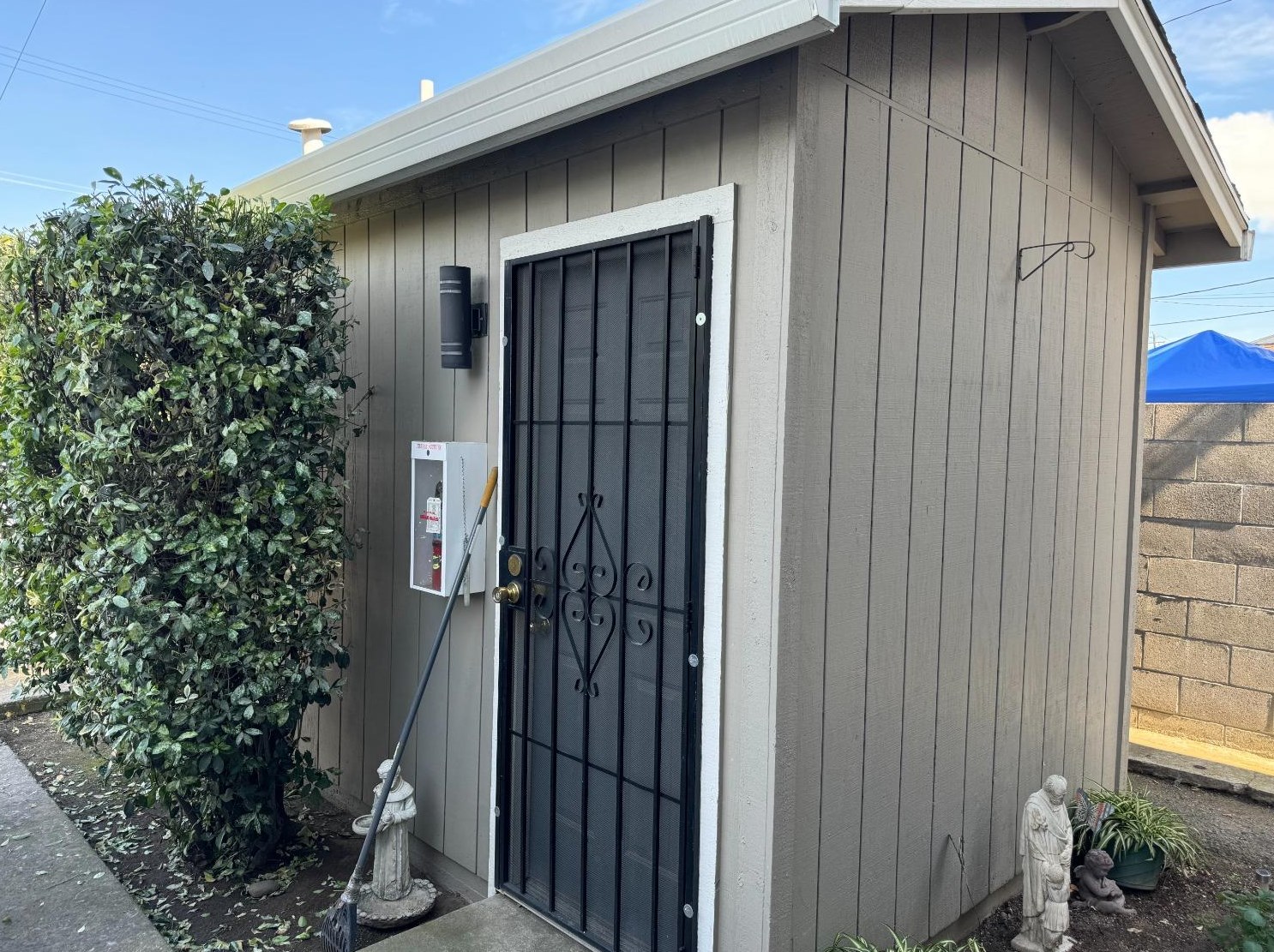 238 4th Ave, Valley Home, CA 95361-3148