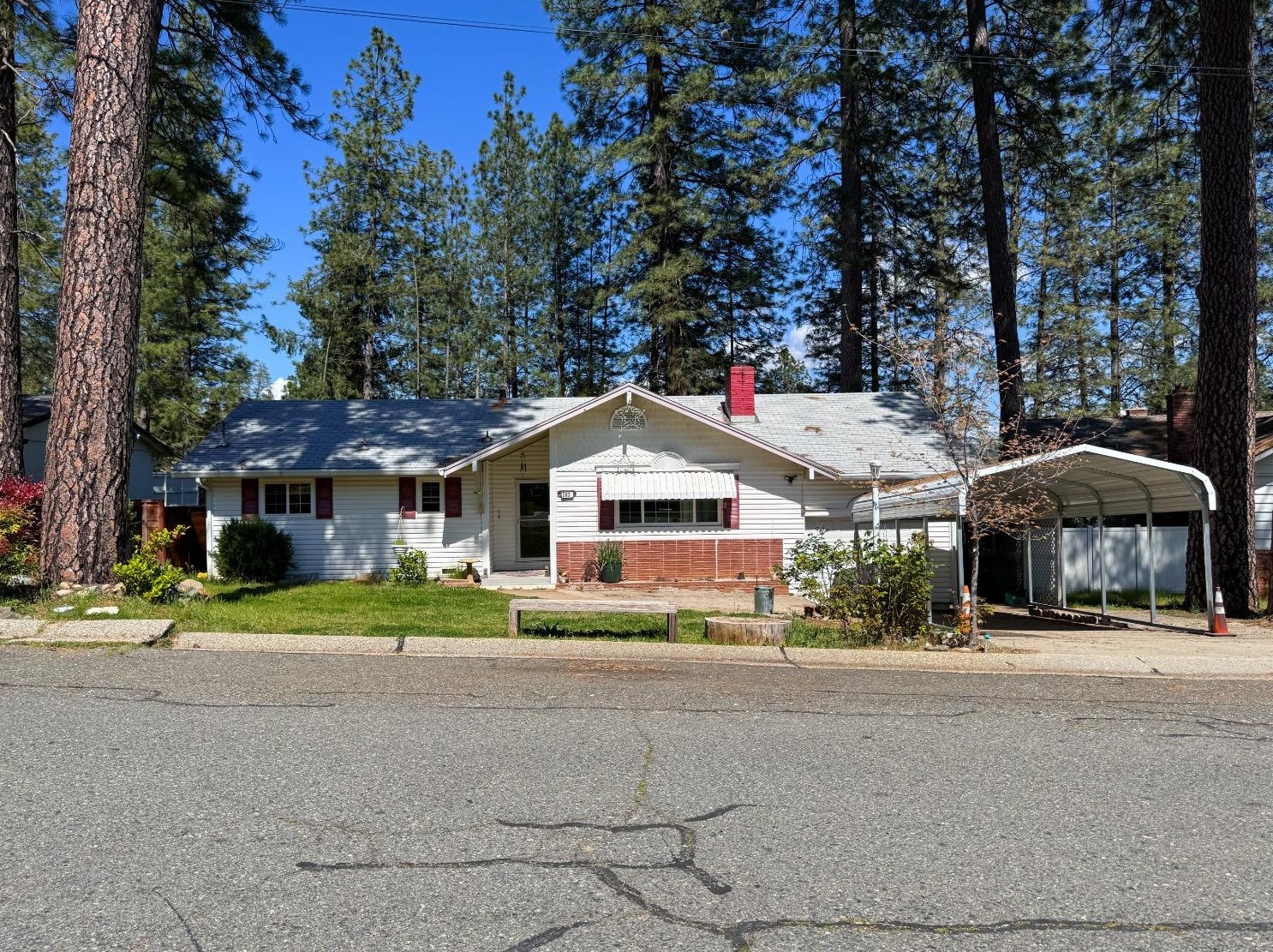 260 Cornwall Ave, Grass Valley, CA 95945